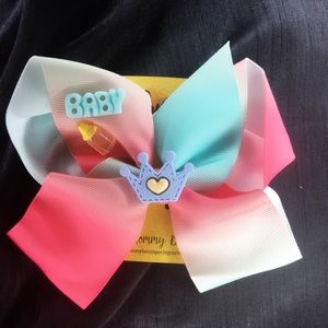 Custom hair bows